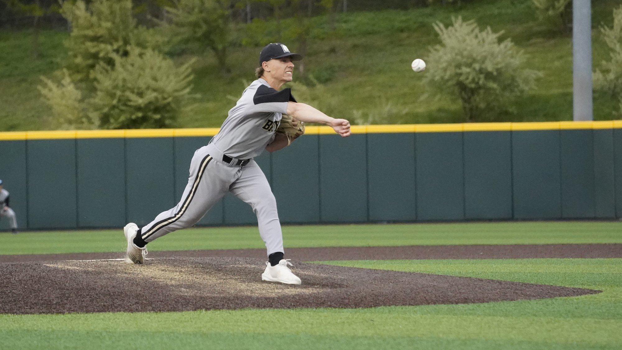 Wainer, Pletter toss shutout as Bryant takes opener at NJIT