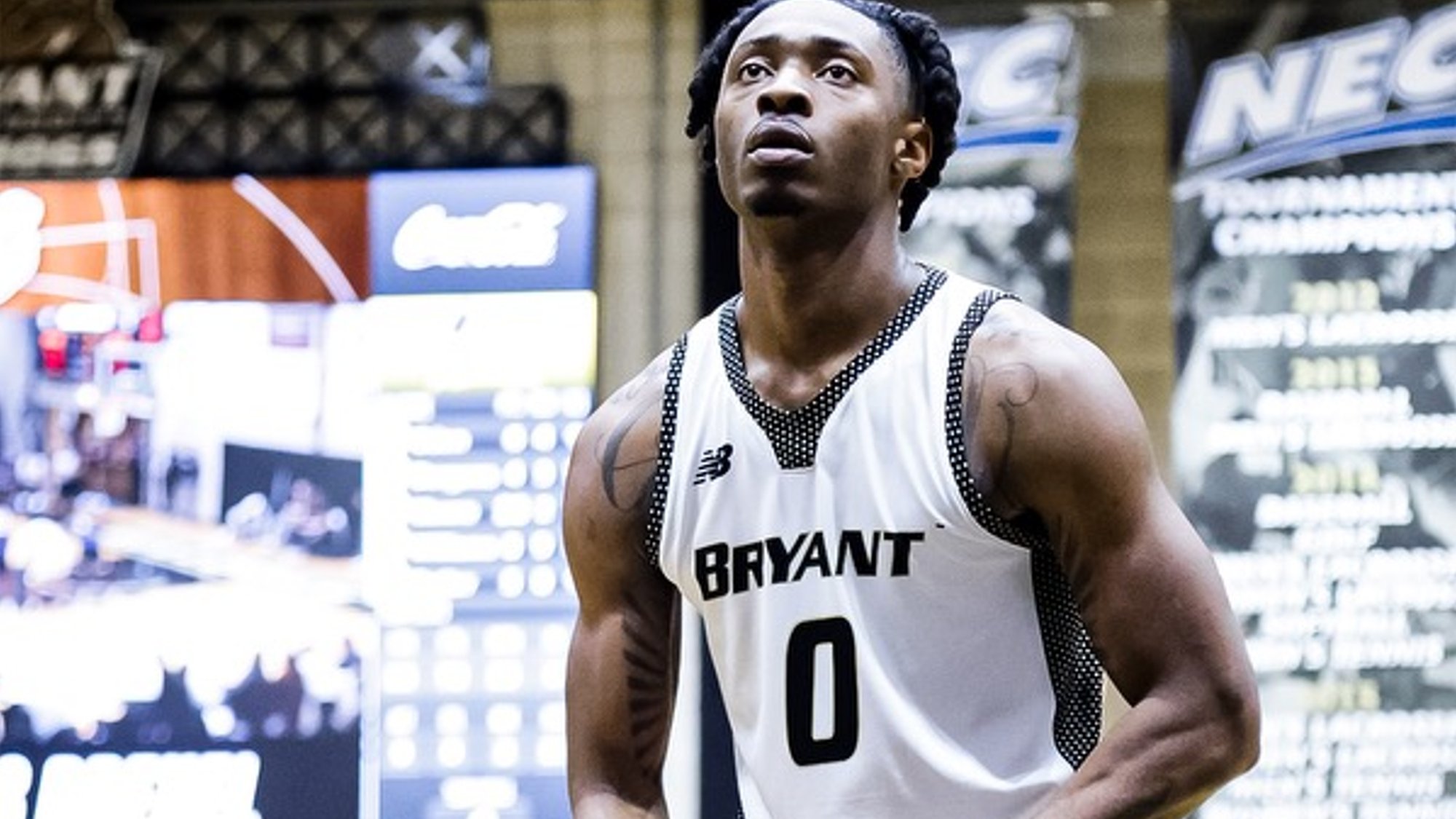 Timberlake posts triple-double as Bryant sprints past Drexel, 104-86