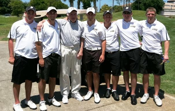 The Bulldogs with famed head coach Archie Boulet after the 2011 NEC Championships in Florida