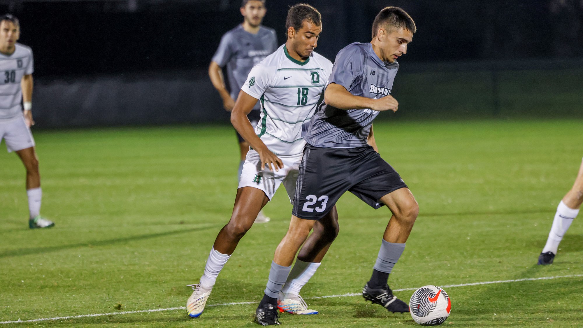 Dawgs come from behind to beat Dartmouth