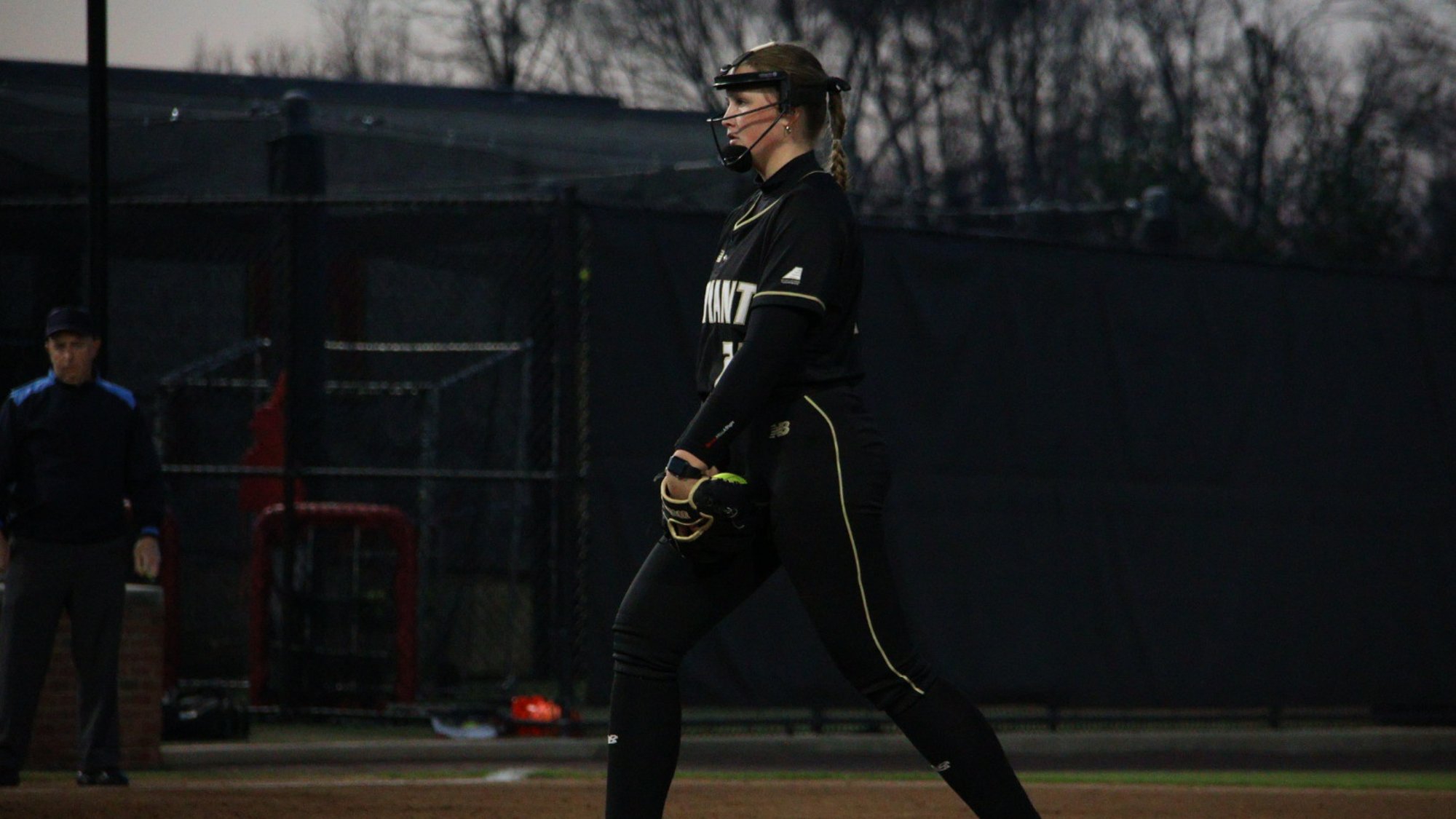 Rohwer goes yard and Kenney pitches CG in victory against Maryland