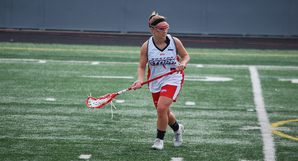 Carly Cronin ('17) makes professional debut with UWLX's Boston Storm