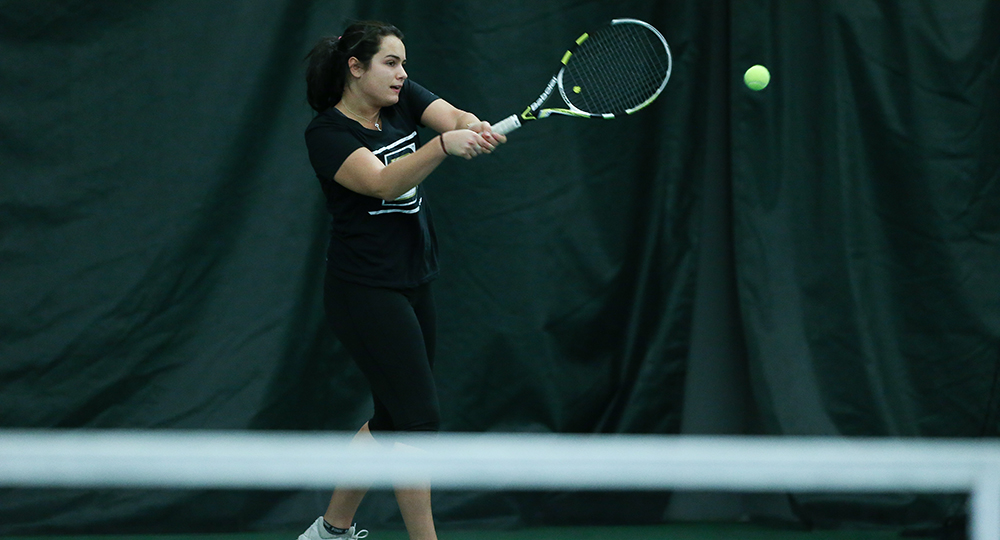 No. 1 Bulldogs sweep Terriers, 4-0, in quarterfinals, face No. 4 Red Flash tomorrow in semifinals