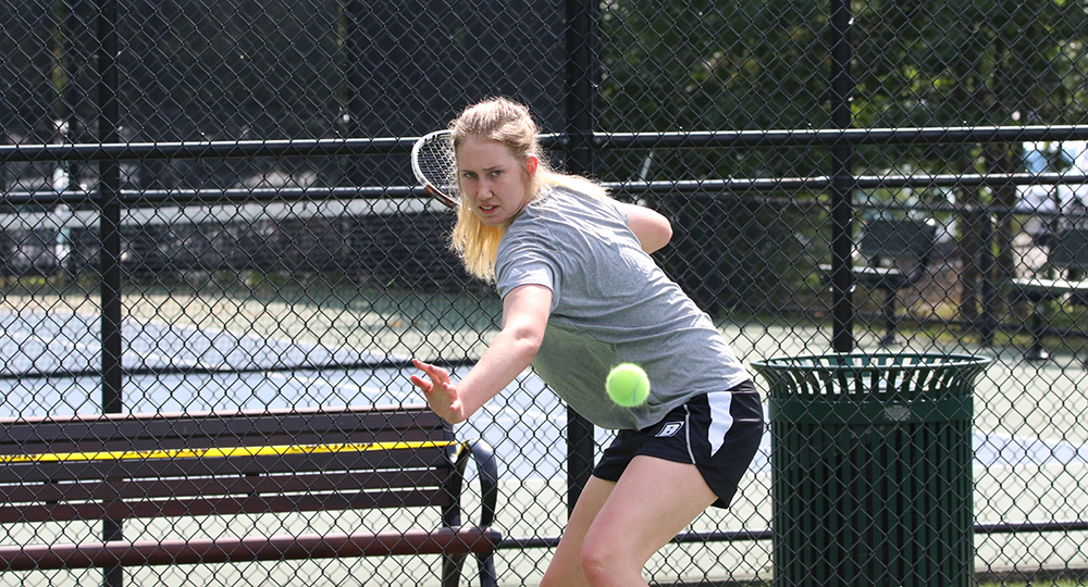 Sjoberg, Bulldogs show well on first day of West Point Invite