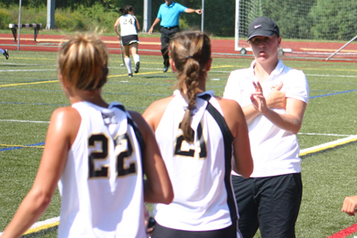 BULLDOG FIELD HOCKEY TO HOST TEAM AND INDIVIDUAL CLINICS ON SUNDAY, APRIL 11 - SIGN UP NOW!