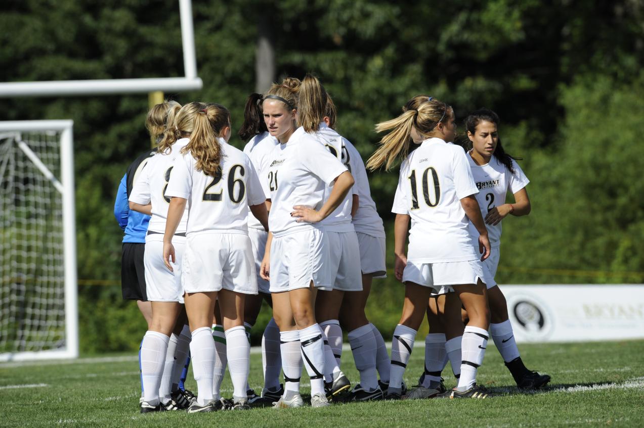 WOMEN'S SOCCER SUMMER CAMP TO TAKE PLACE JULY 13-16