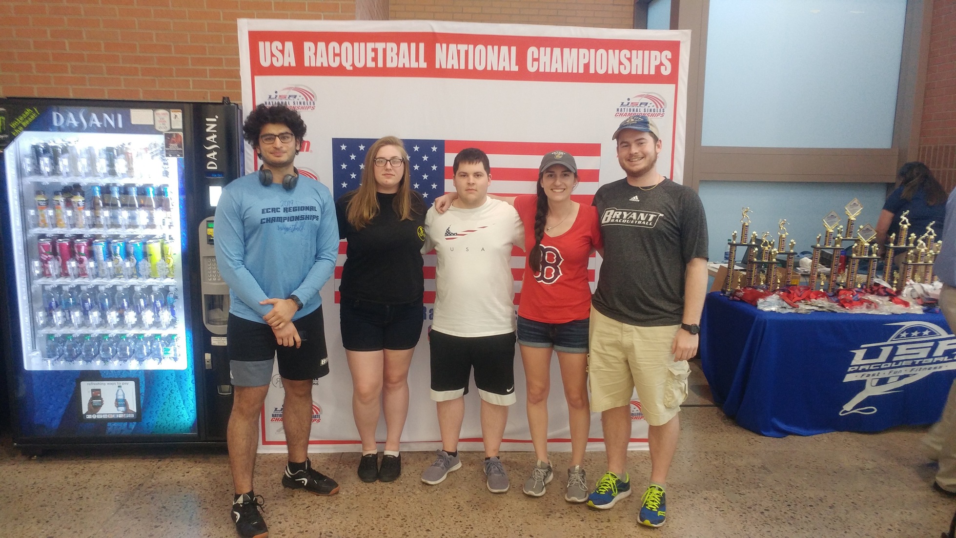 RACQUETBALL FINISHES THEIR SEASON STRONG
