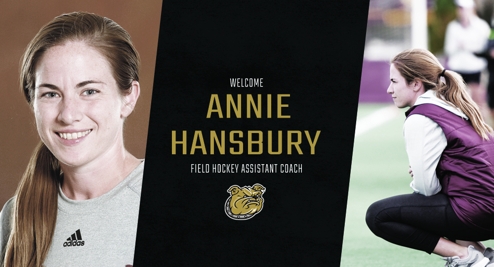 de Vries adds Hansbury to coaching staff