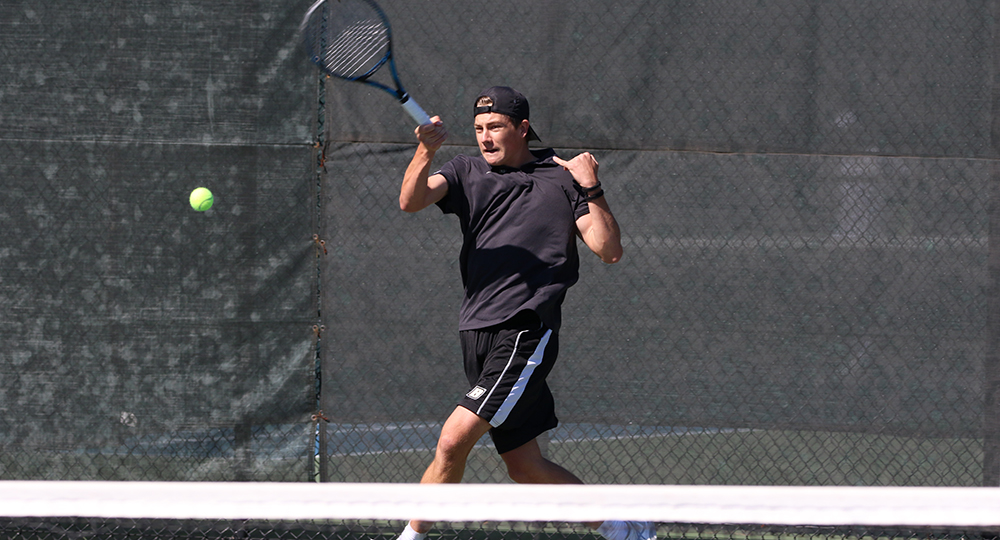 Men's tennis shows well over final two days of Brown Invite