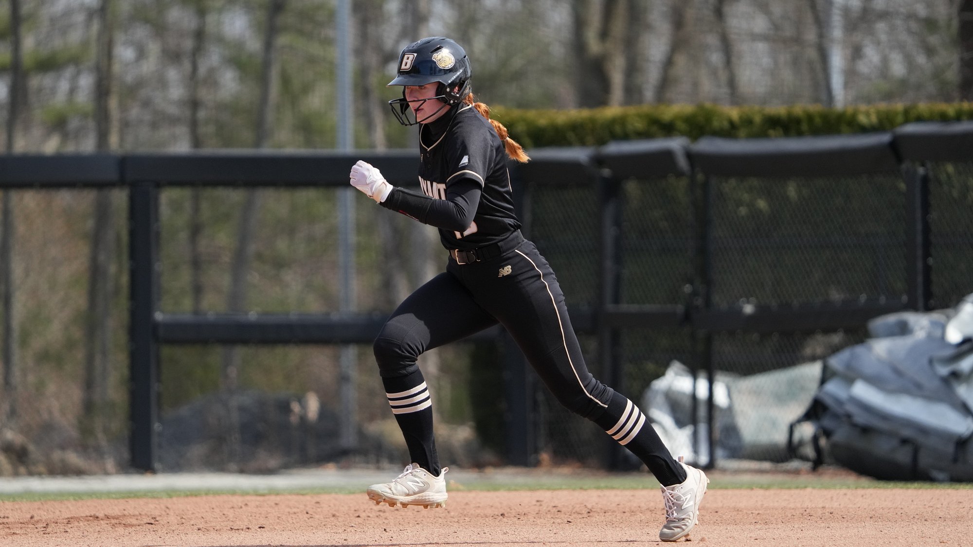 Bryant splits and earns series win over UML on Saturday