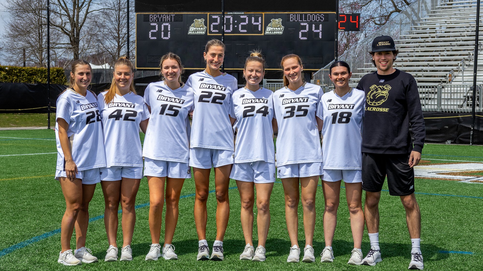 Dawgs complete comeback to take Senior Day victory over UNH
