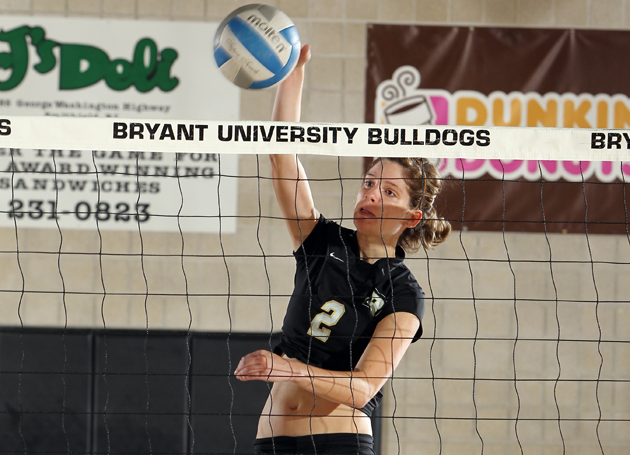 Klein paces Bryant in thriller win over RMU