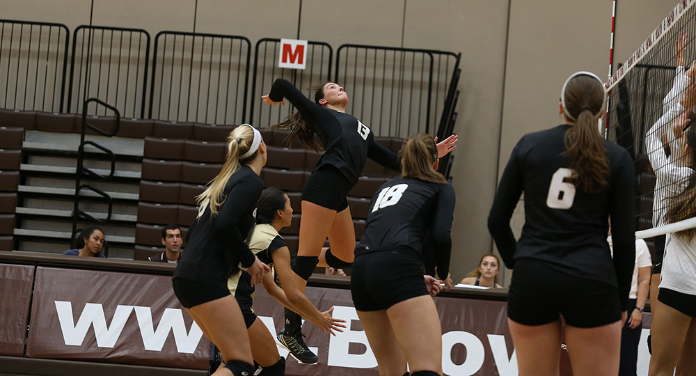 Bulldogs stay perfect in opening weekend of NEC action with 3-1 win over Robert Morris Sunday